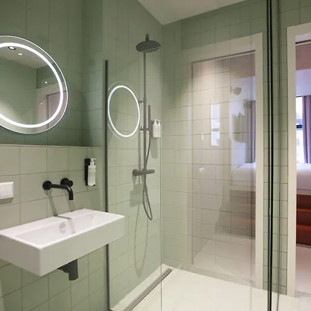 Hotel Unplugged Hotel 3*