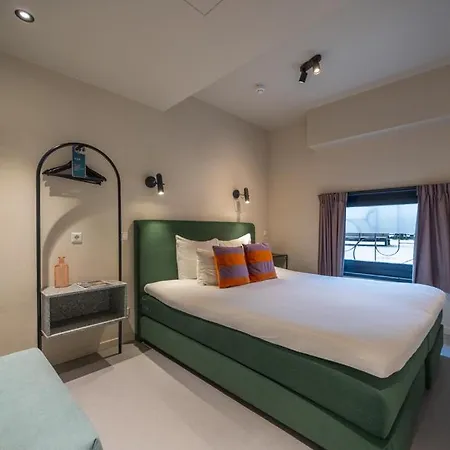 Emma Next 3* Роттердам