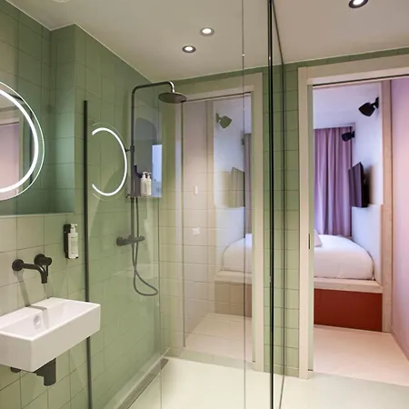 Emma Next 3* Роттердам