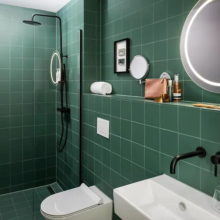 מלון Emma Next 3*