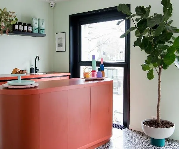 Emma Next Отель 3*