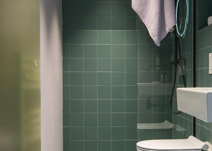 Emma Next 3* Rotterdam