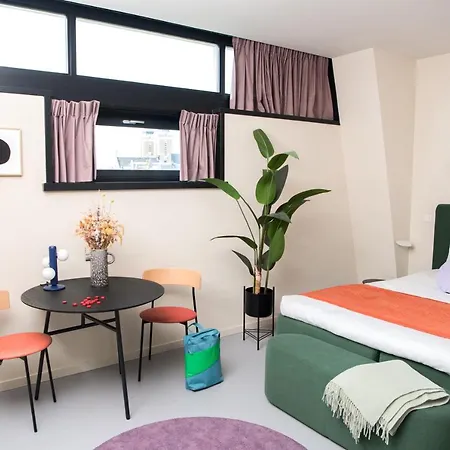 Unplugged Hotel 3*